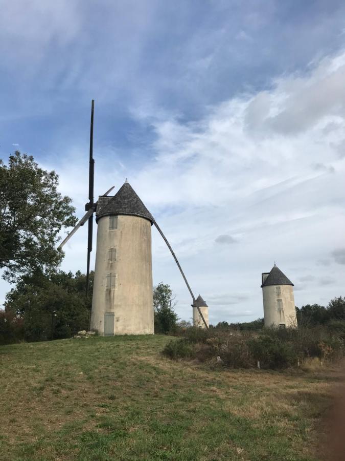 Place Au Repos Lägenhet Mouilleron-en-Pareds Exteriör bild